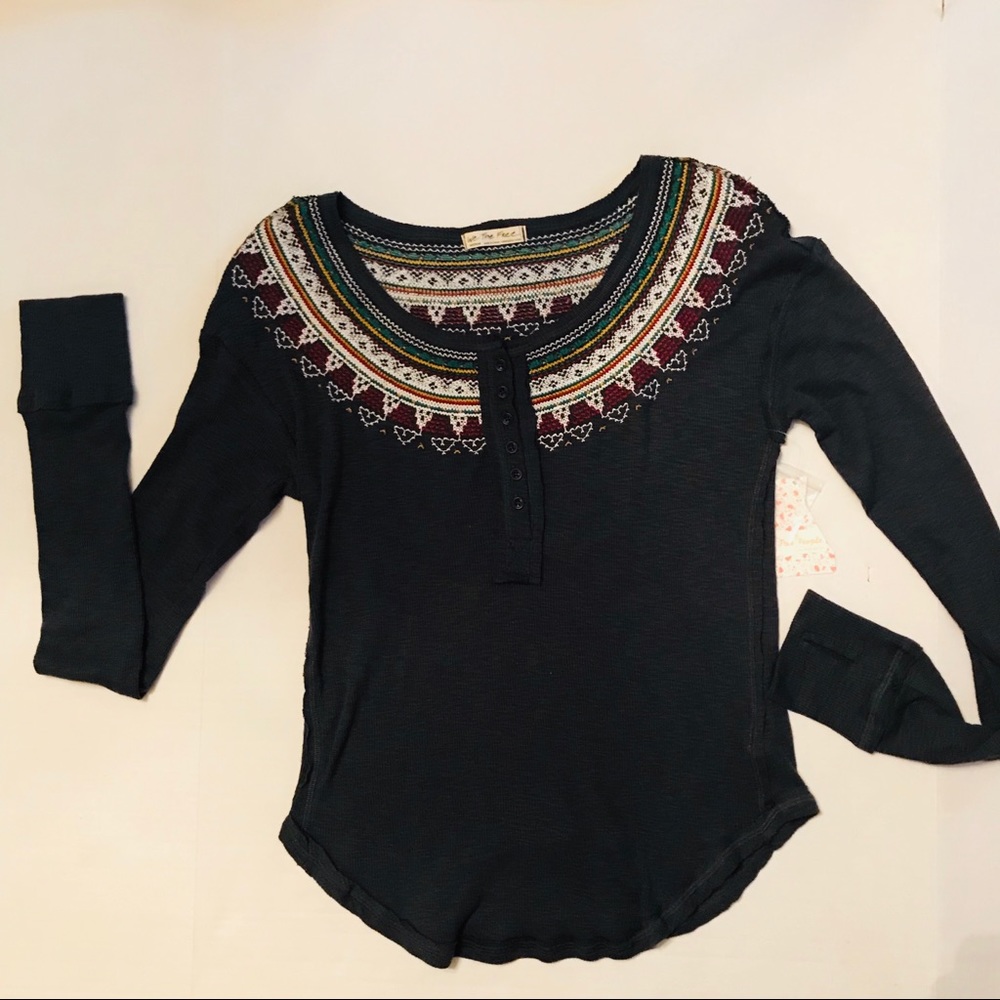 We The Free Women’s Medium Top NWT